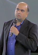 Vijay Chakravarthy CEO et GM Analytics Cloud T