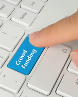 le crowdfunding court-circuite les sources de financement traditionnelles.