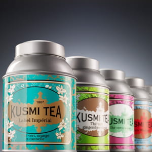 le packaging coloré joue un grand rôle dans le succès des thés kusmi.