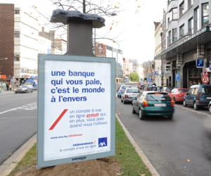 les panneaux d'affichage ont été retournés dans le cadre de cette campagne.