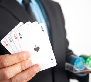 découvrez les astuces des meilleurs joueurs de poker.