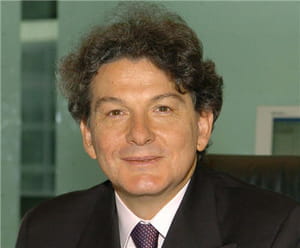 thierry breton est p-dg d'atos origin.