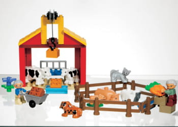 les briques lego duplo sont destinées aux enfants de 18 mois à 5 ans.