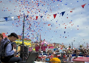 pourquoi ne pas passer la fête nationale du 14 juillet à l'autre bout du monde à