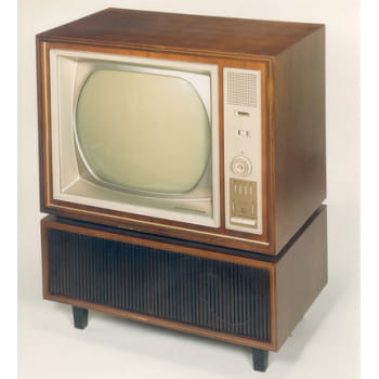la première télévision couleur philips de 1964.