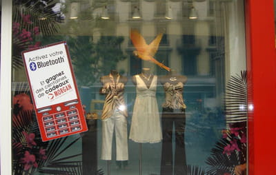 vitrine de la boutique morgan rue de la fusterie, à genève, du 29 mai au 18 juin