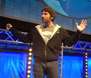 2470920 docker entend desormais revolutionner les systemes distribues